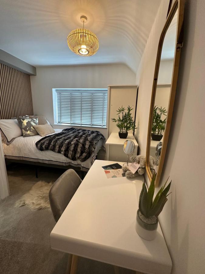 Boutique Nights Lejlighedshotel Eastbourne Eksteriør billede