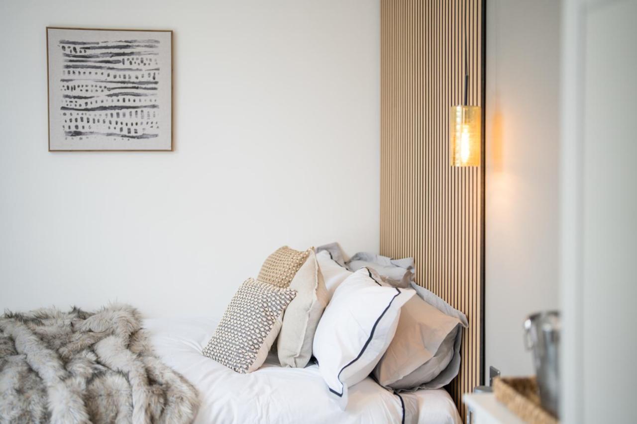 Boutique Nights Lejlighedshotel Eastbourne Eksteriør billede
