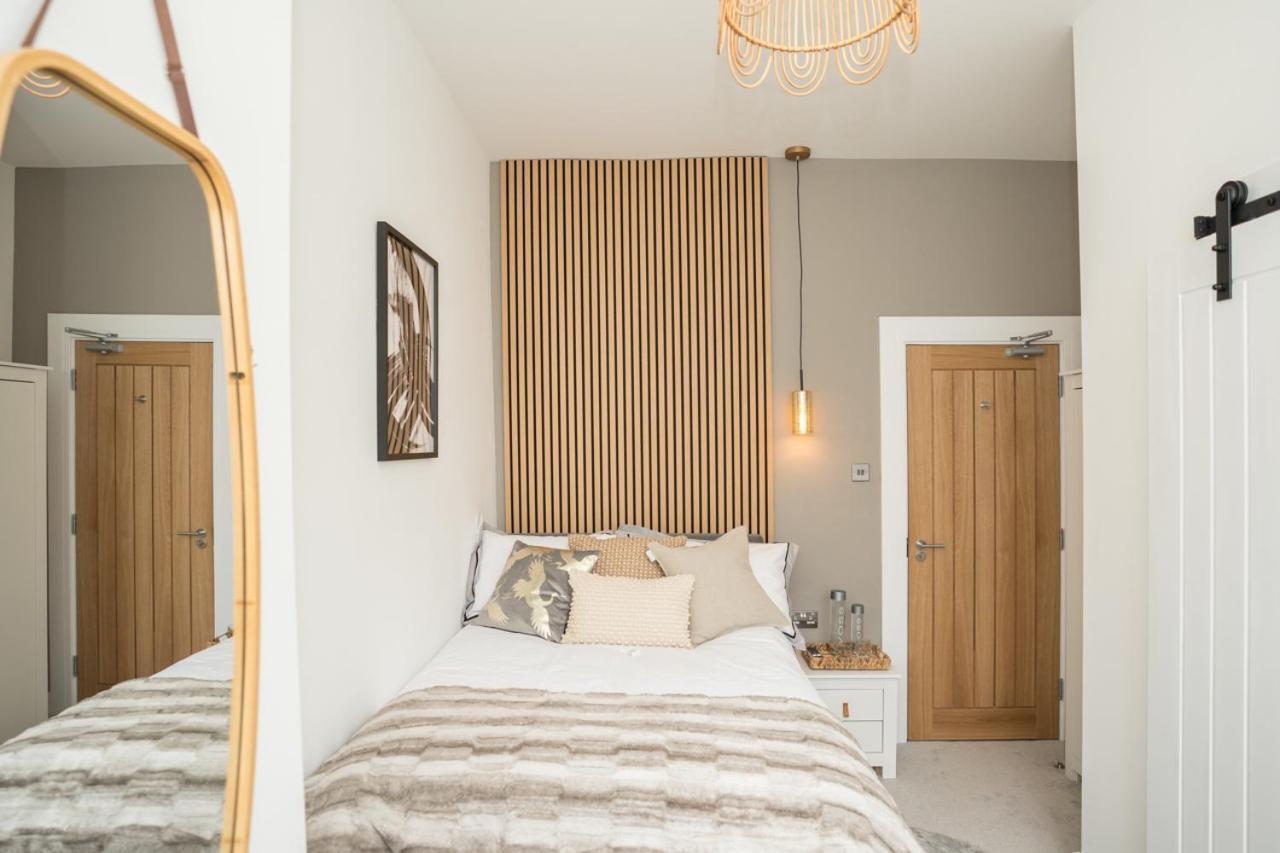 Boutique Nights Lejlighedshotel Eastbourne Eksteriør billede