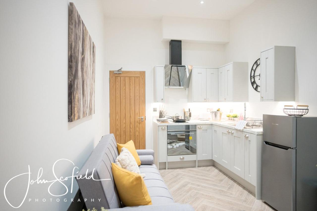 Boutique Nights Lejlighedshotel Eastbourne Eksteriør billede